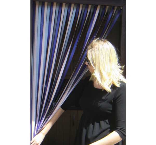 Heavy Duty Caravan / RV Blind in Pink/Silver/Purple